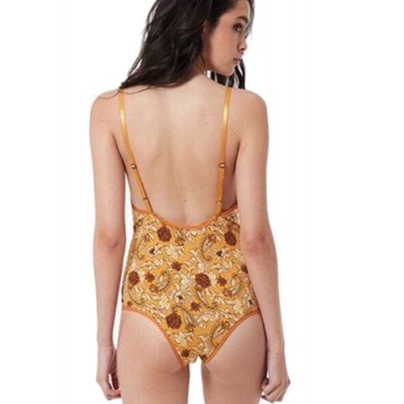 Spell Etienne Bodysuit in Sienna size Medium - Picture 2 of 7